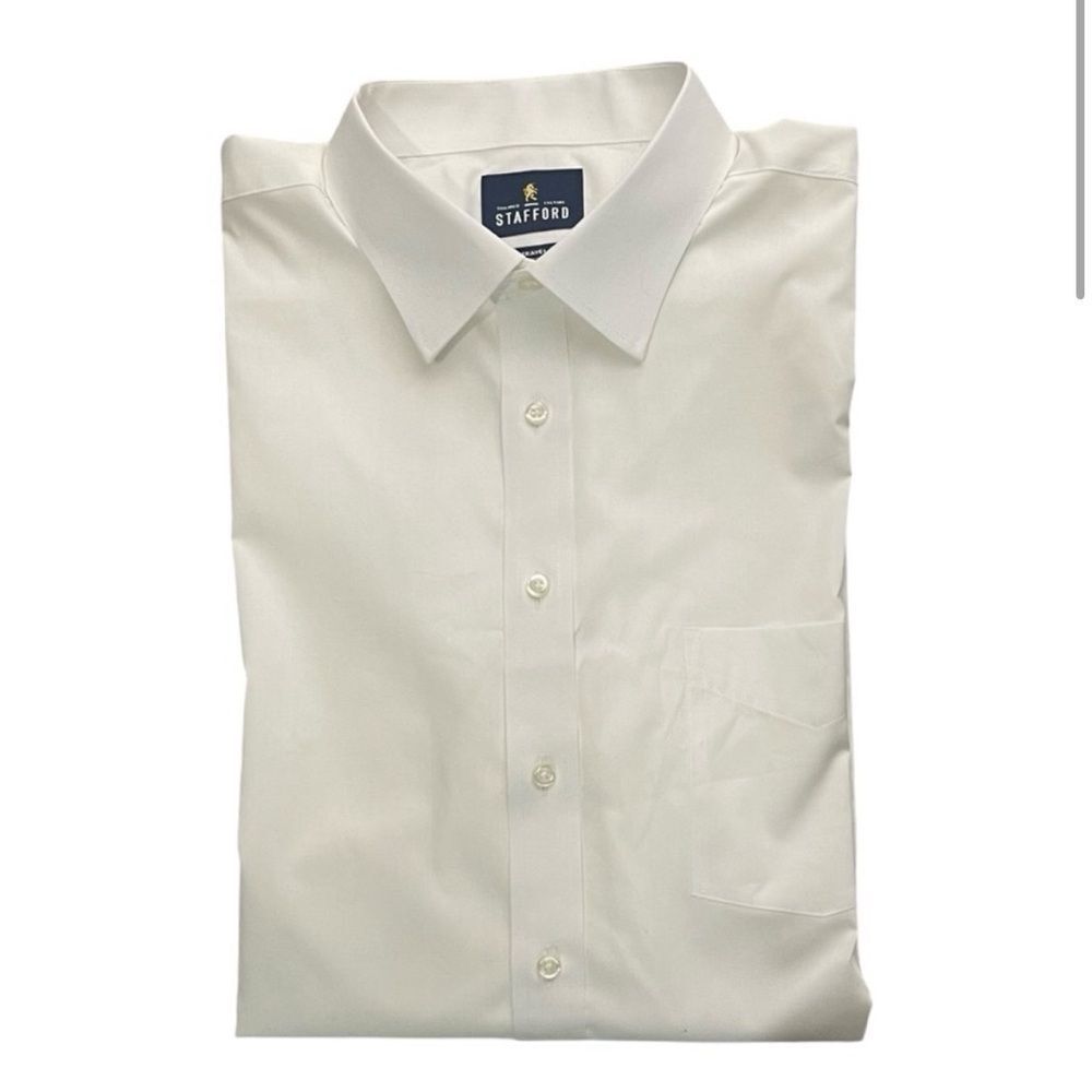 Stafford White Travel easy Care button down shirt 15/32-33 NWOT‎